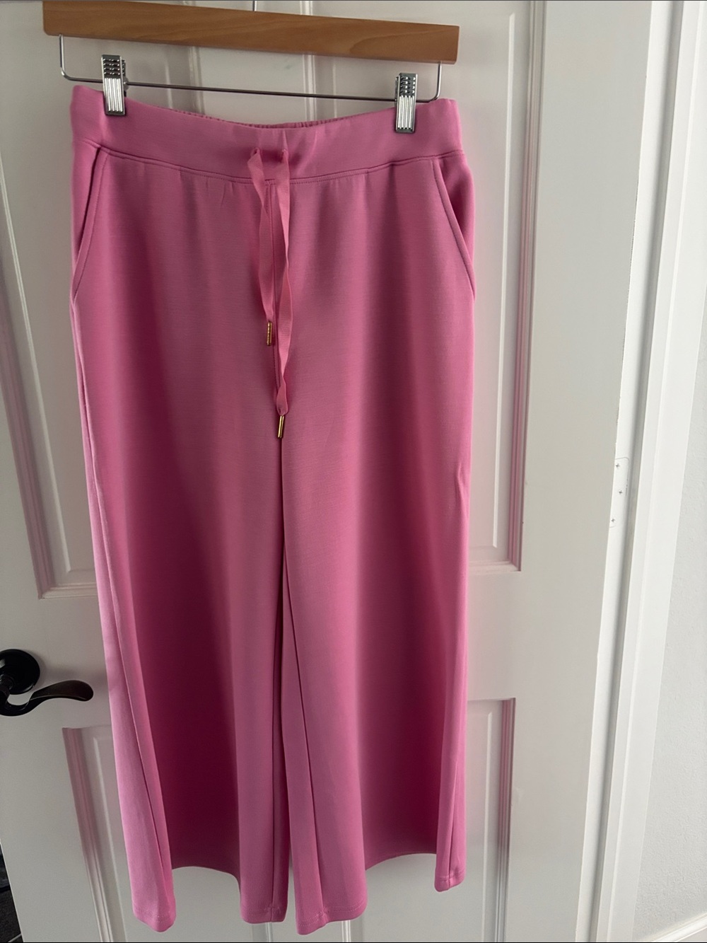 Boston Proper Pink Draped Robe and Drawstring Pants Set - Picture 4 of 7